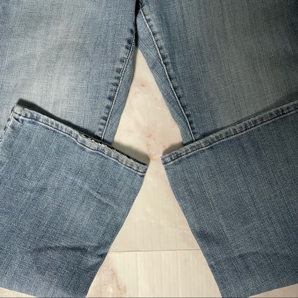 Levi’s 515 boot cut light wash jeans in women’s size 16 - Picture 4 of 12